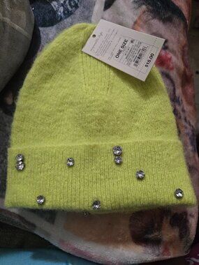 Stretch hat